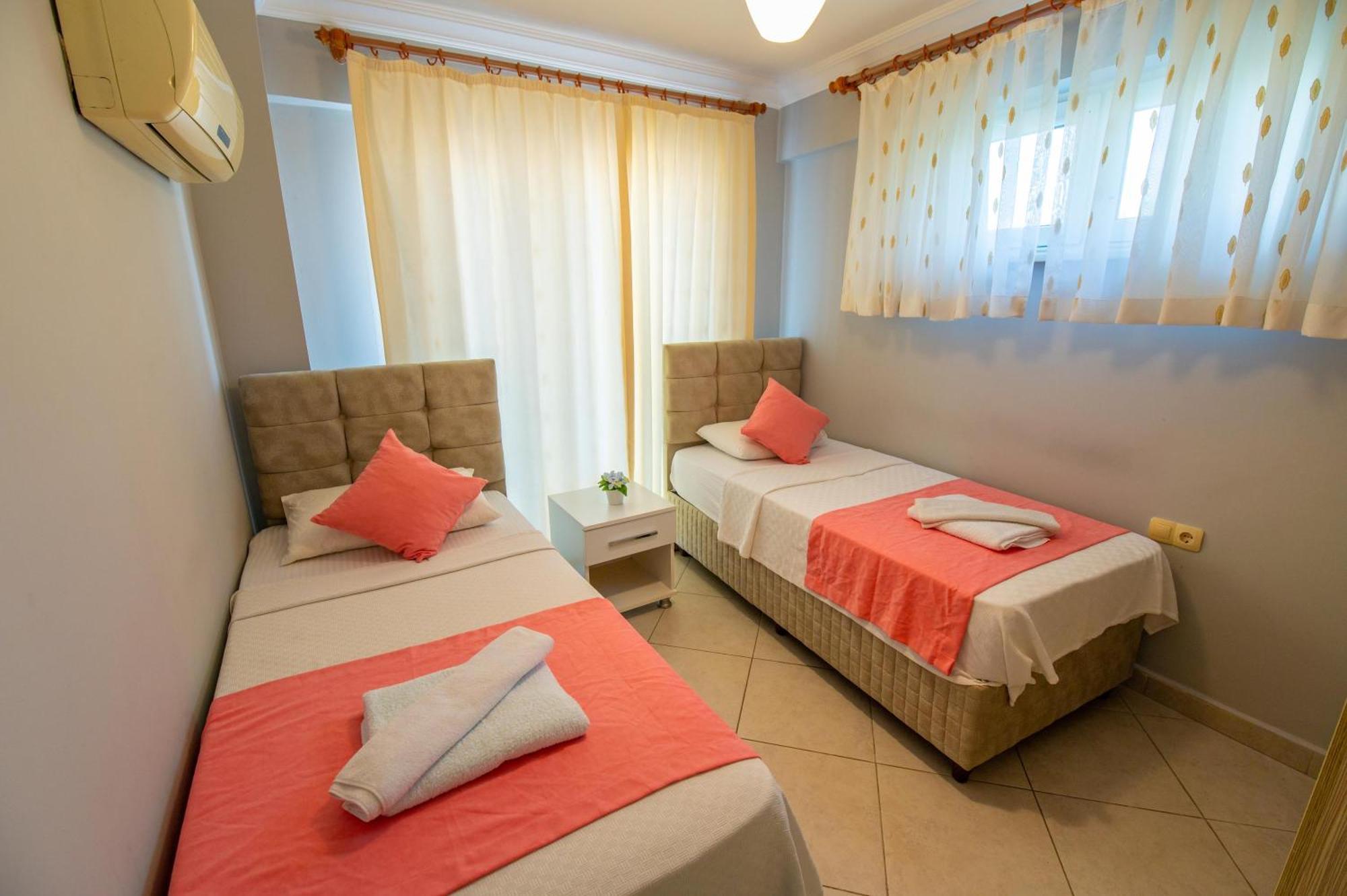 Sunset Beach Resort Aqua Lettings Fethiye Exterior foto
