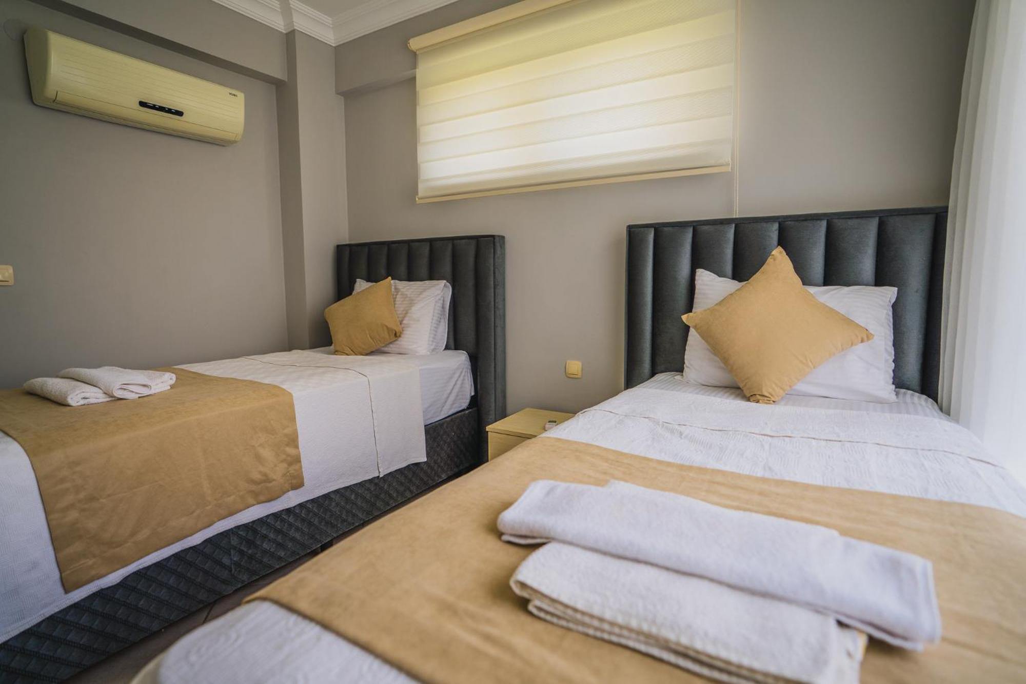 Sunset Beach Resort Aqua Lettings Fethiye Exterior foto