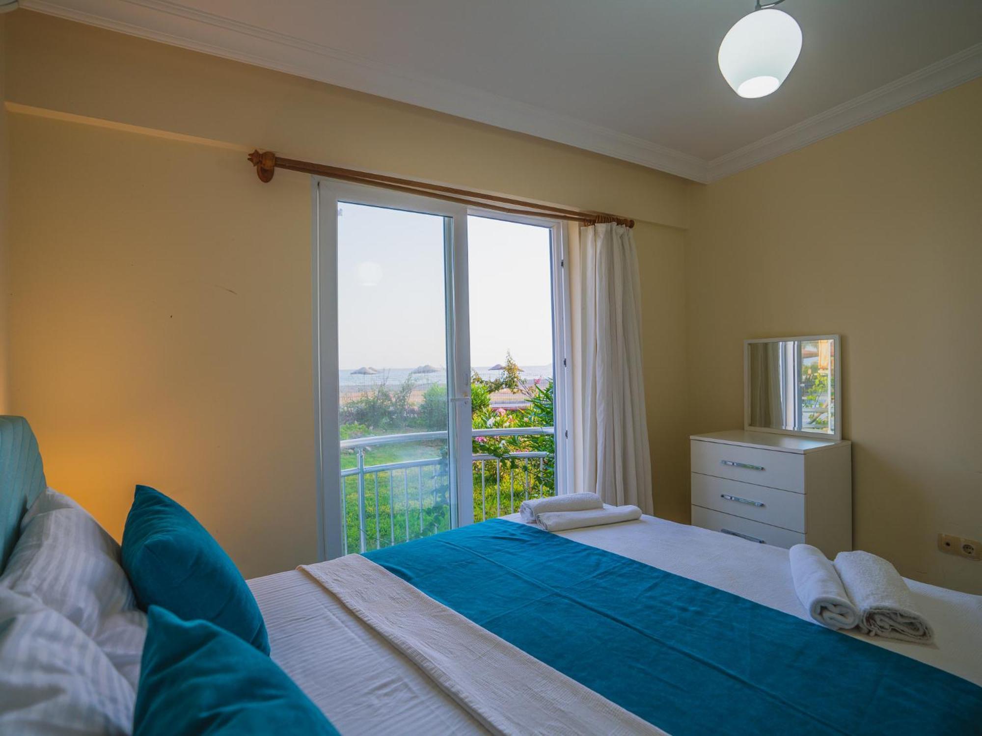 Sunset Beach Resort Aqua Lettings Fethiye Exterior foto