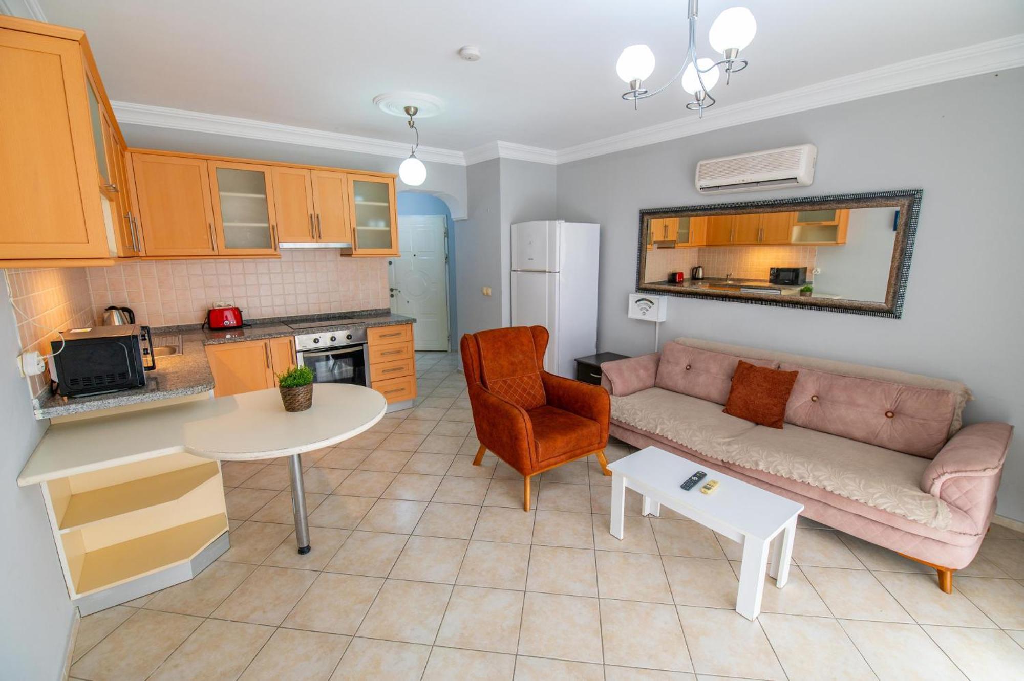 Sunset Beach Resort Aqua Lettings Fethiye Exterior foto