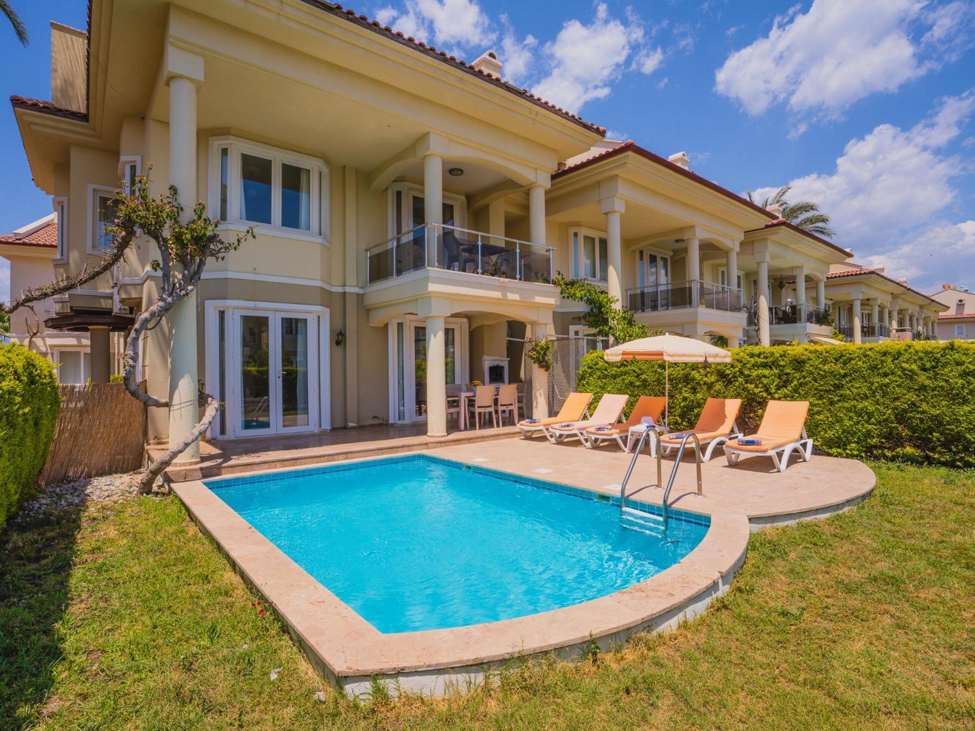 Sunset Beach Resort Aqua Lettings Fethiye Exterior foto