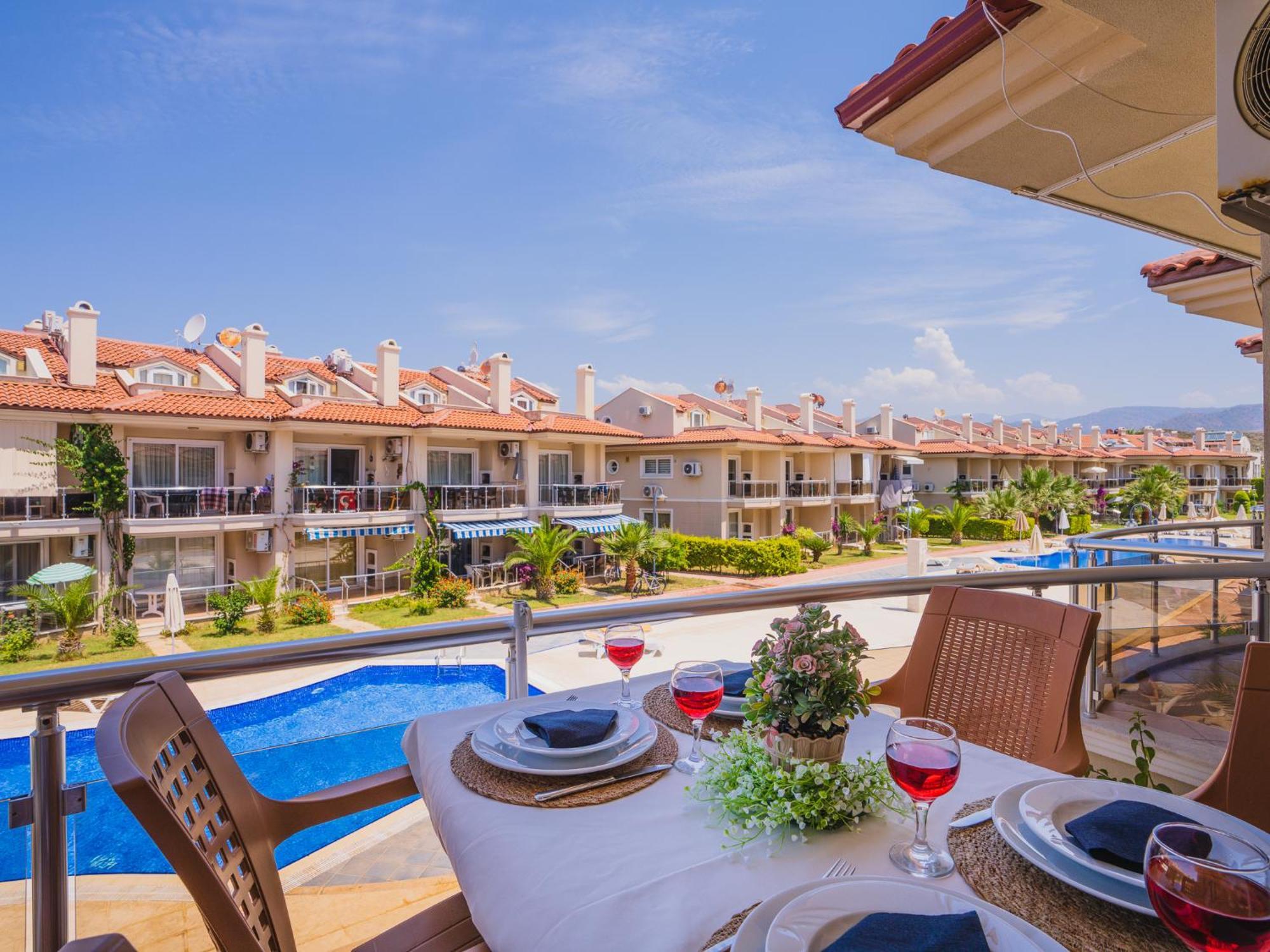 Sunset Beach Resort Aqua Lettings Fethiye Exterior foto