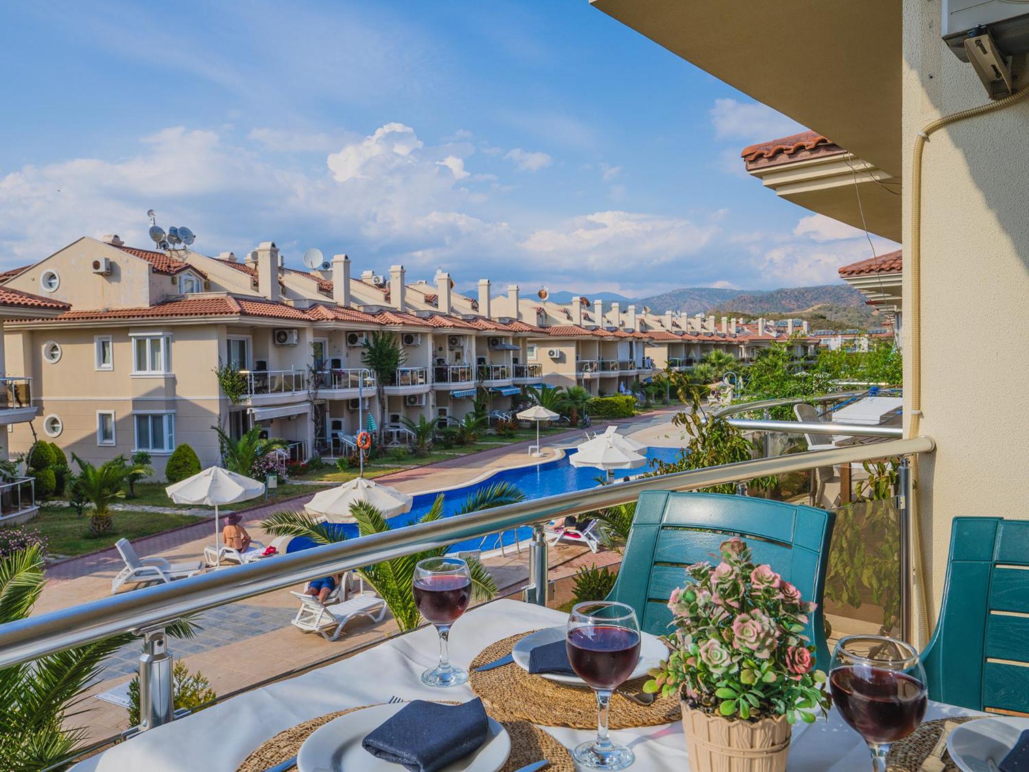 Sunset Beach Resort Aqua Lettings Fethiye Exterior foto